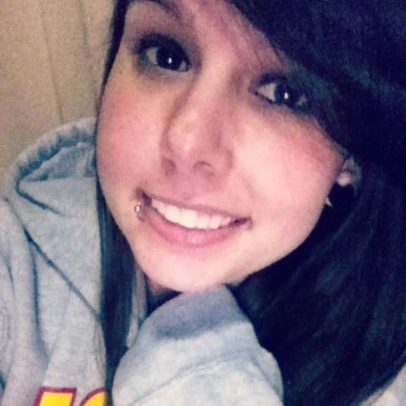 Meet your Posher, Ashley - Picture 1 of 1